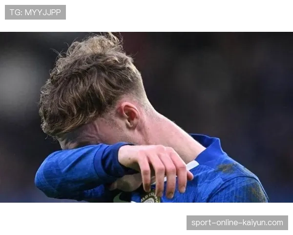 战报：埃因霍温主场坚韧逼平曼城，全场完成22次抢断